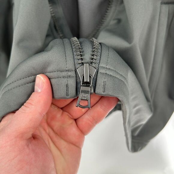 Under Armour Gray Zip Up Cold Gear Jacket Size XL - Picture 9 of 12